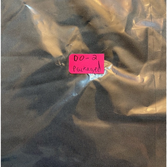 Adidas Sz XL Sweatshirt Women’s Gray Aeroready FS4789 $70 NWT - Picture 7 of 8